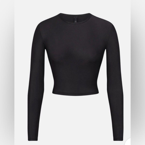 NWT Skims Shine Spandex Jersey Long Sleeve Cropped Tee Onyx Size Large - Picture 1 of 2
